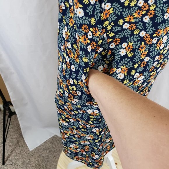 SOLD ***** SONOMA Multicolored Dress Floral, Large - Picture 9 of 10